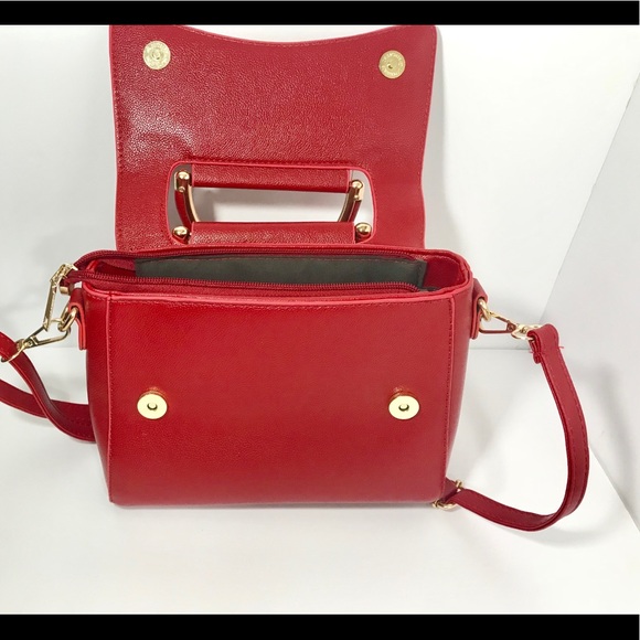 Red Pearl Cats Purse - Picture 9 of 12